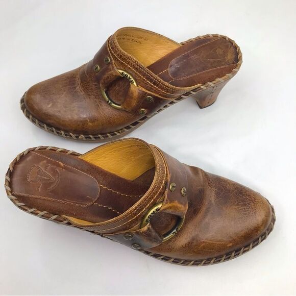 Frye Charlotte Brown Distressed Leather Metal Ring Whipstitch Slip On Heel Mules - Picture 1 of 15